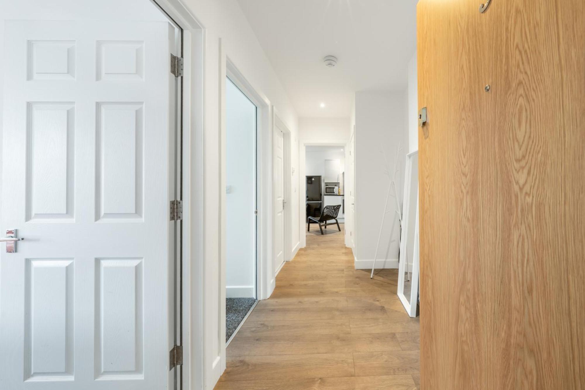 London Edgware Station Apartment Екстериор снимка