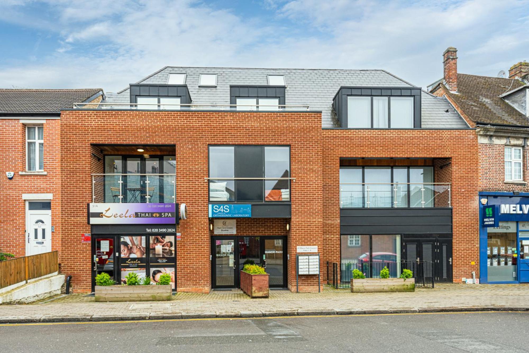 London Edgware Station Apartment Екстериор снимка