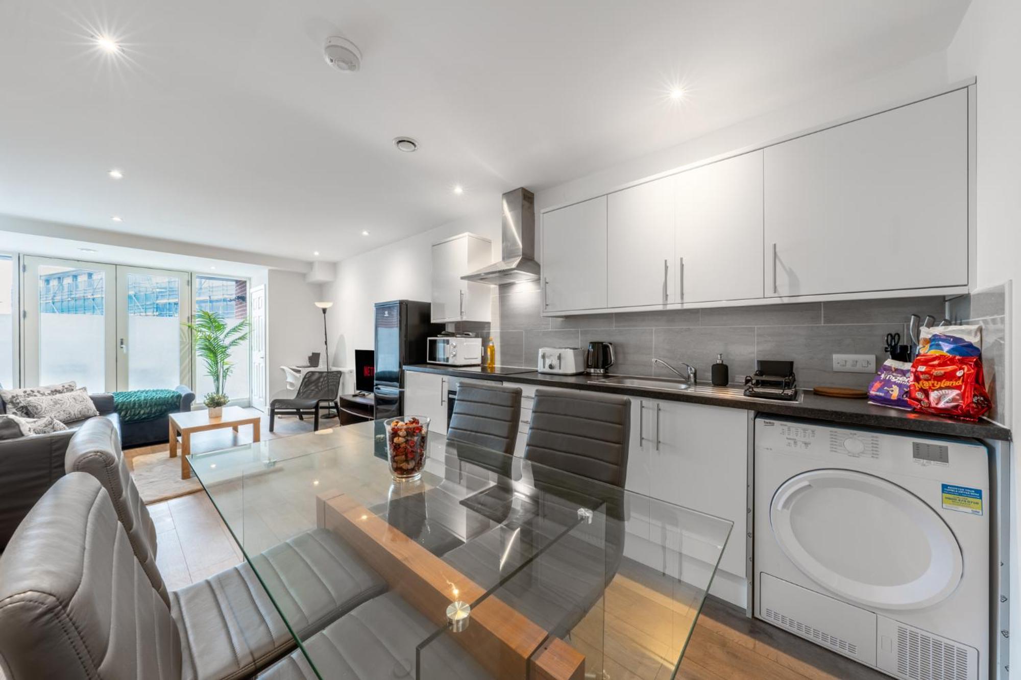 London Edgware Station Apartment Екстериор снимка